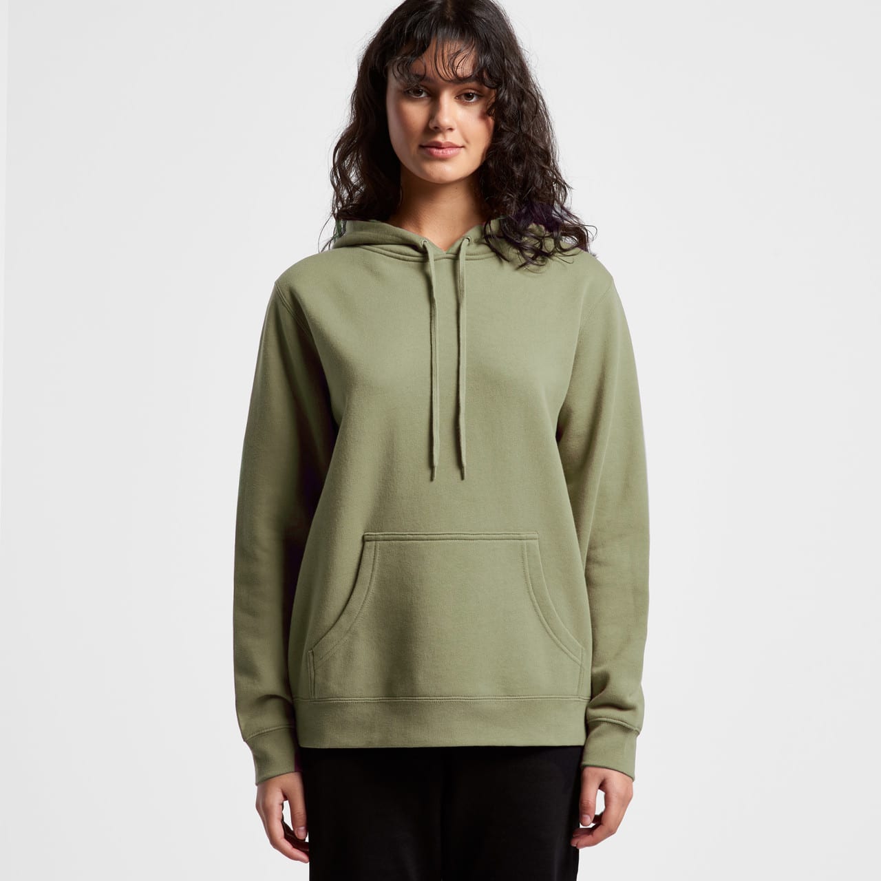 Hoodies & Sweatshirts